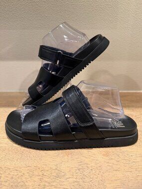 SM New York Moana Black Strappy Comfort Sandals Size 10